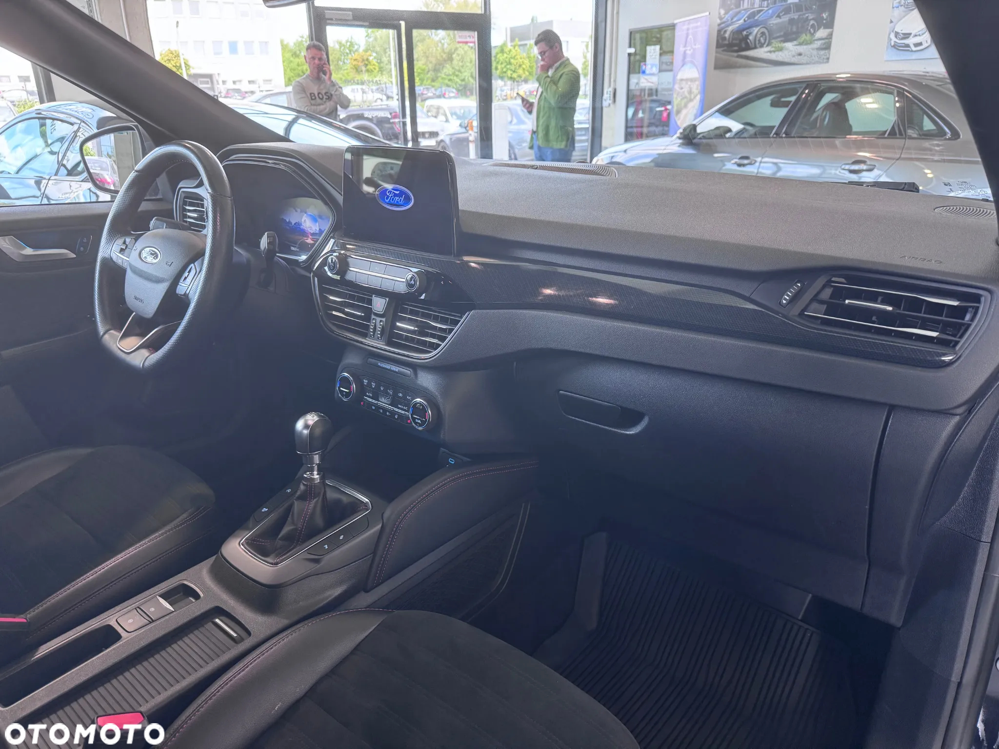 Ford Kuga 1.5 EcoBoost FWD ST-Line - 21