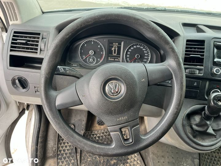 Volkswagen Transporter - 8