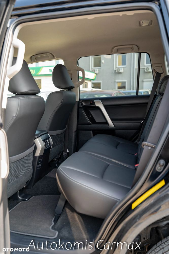 Toyota Land Cruiser LC 2.8 D-4D Premium - 23