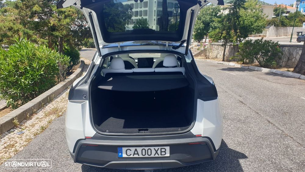 Tesla Model Y Long Range Tração Integral Premium - 16