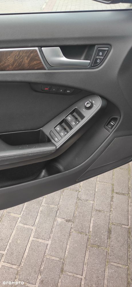 Audi A4 Allroad - 12