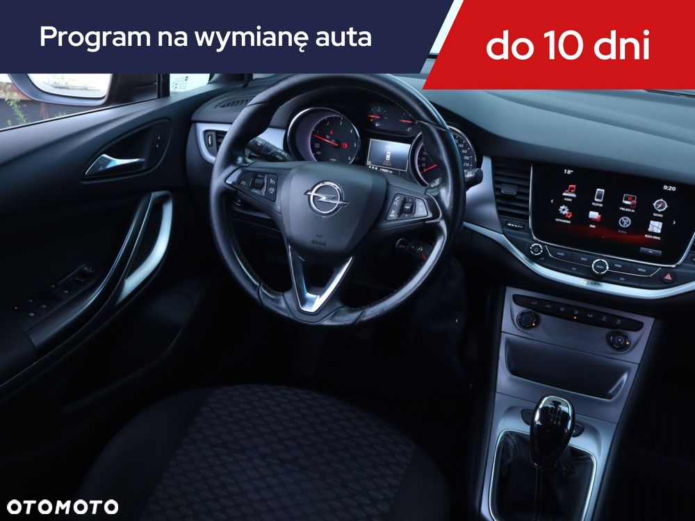 Opel Astra - 9