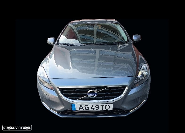 Volvo V40 D2 Momentum - 1