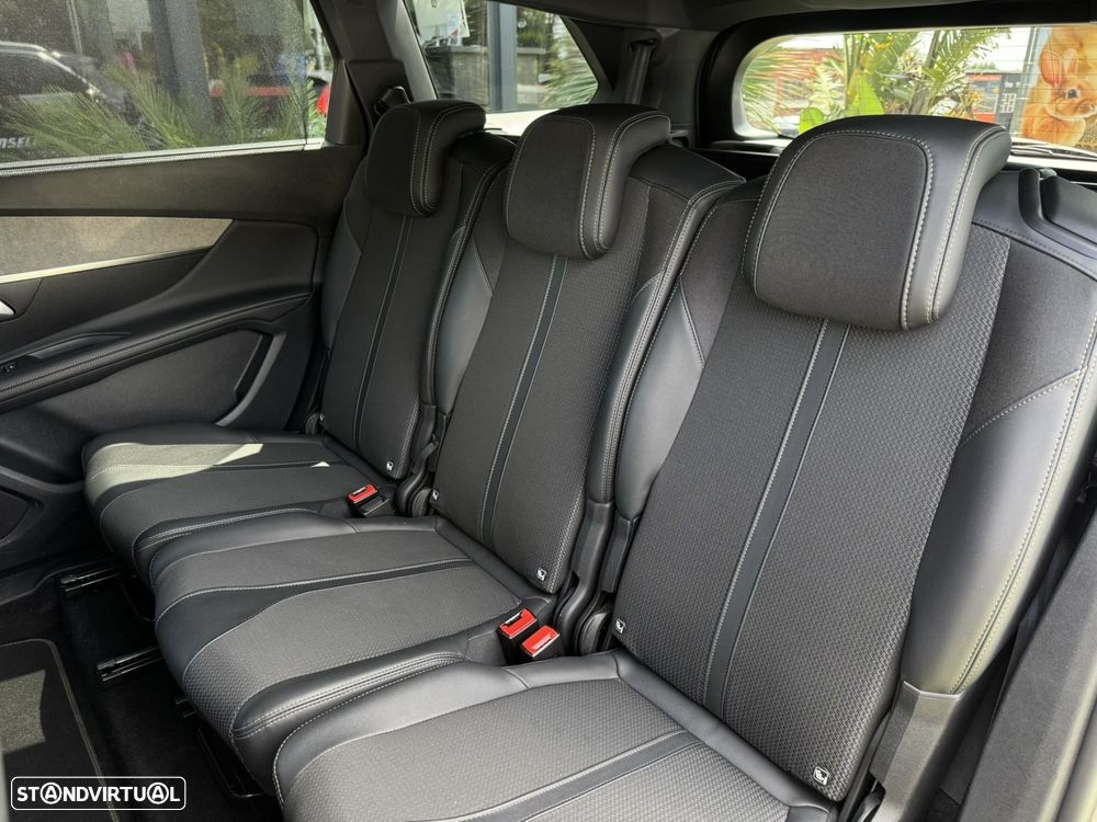 Peugeot 5008 1.5 BlueHDi GT EAT8 - 19