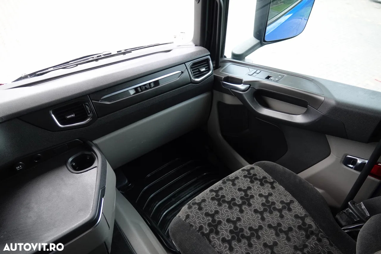 Scania R 410 / GNL / RETARDER / COMPLET AIRMATIC / 2020 - 33