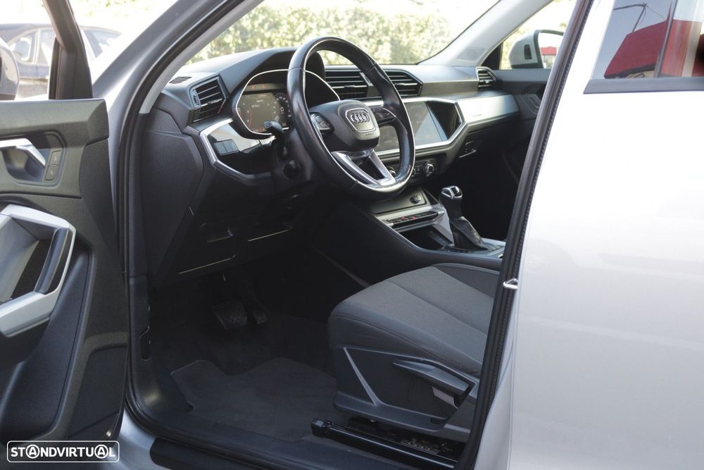 Audi Q3 35 TDI S tronic - 18