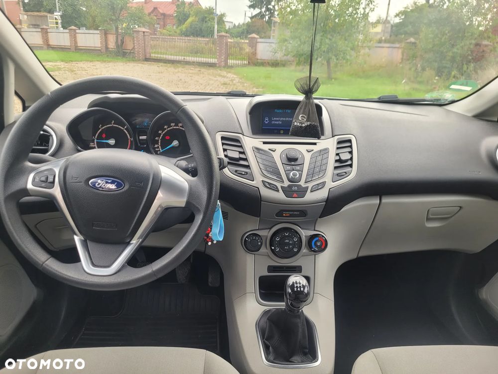 Ford Fiesta - 17