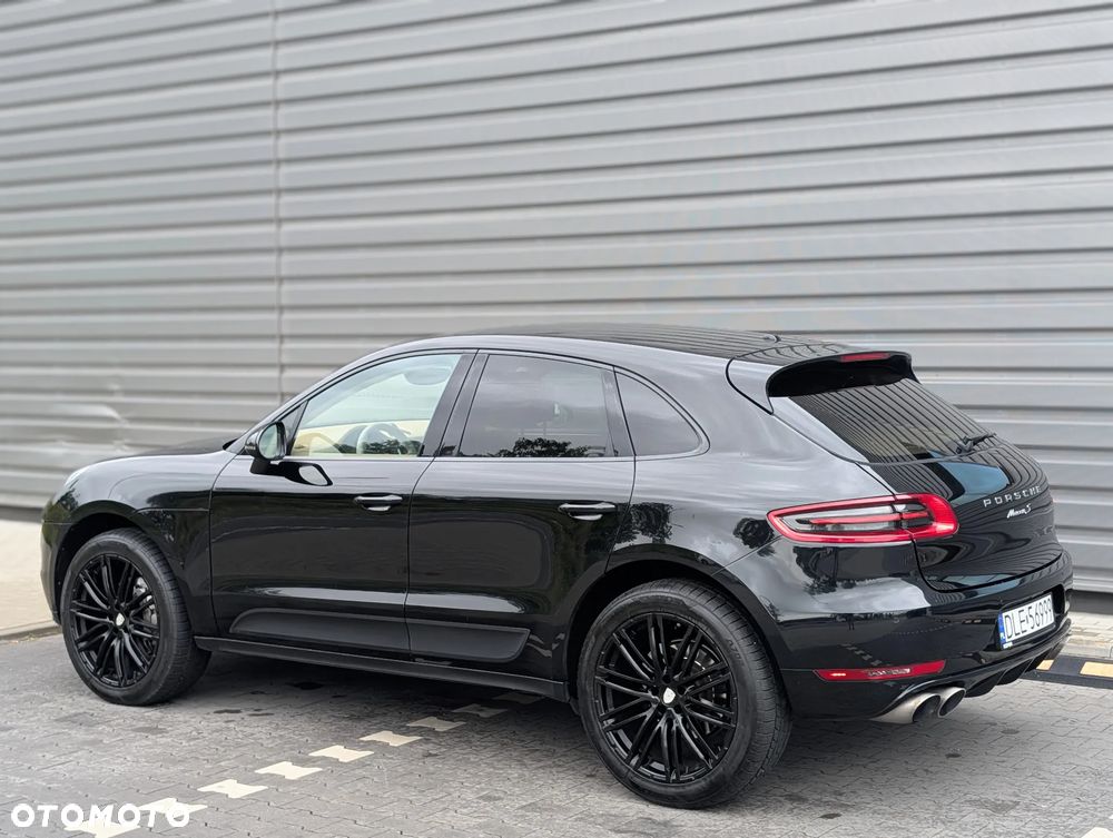 Porsche Macan - 4