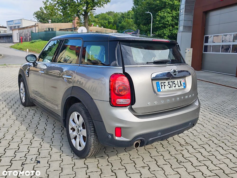 MINI Countryman Cooper Essential Trim - 9