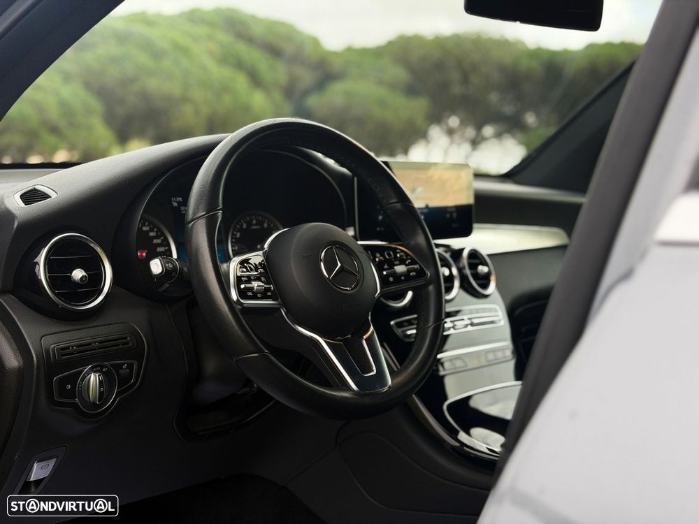 Mercedes-Benz GLC 300 e 4Matic - 9