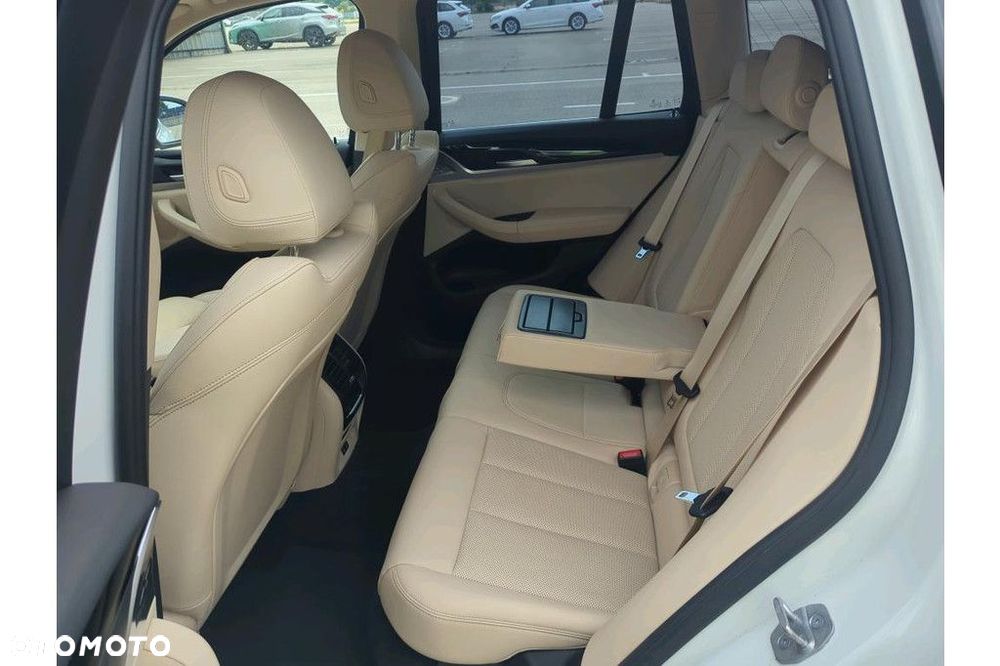 BMW X3 - 11
