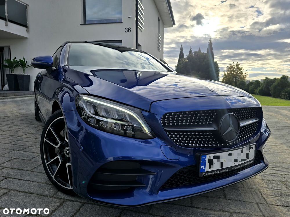 Mercedes-Benz Klasa C 300 4Matic 9G-TRONIC - 20