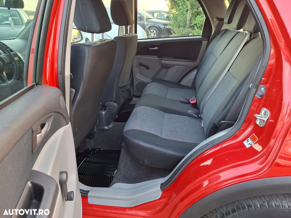 Suzuki SX4 2.0 DDIS 4WD GS - 13
