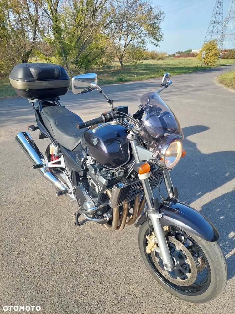 Suzuki GSX - 8