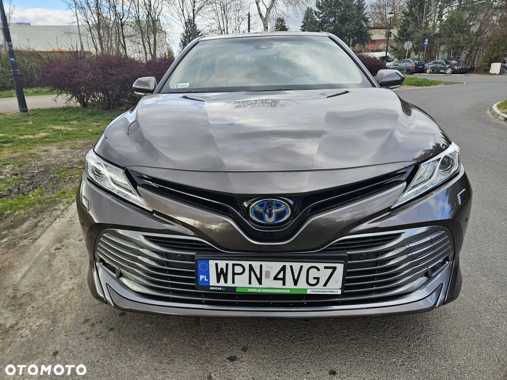 Toyota Camry 2.5 Hybrid Executive CVT - 35