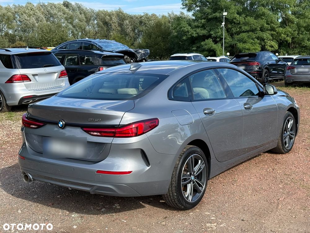 BMW Seria 2 218i - 1