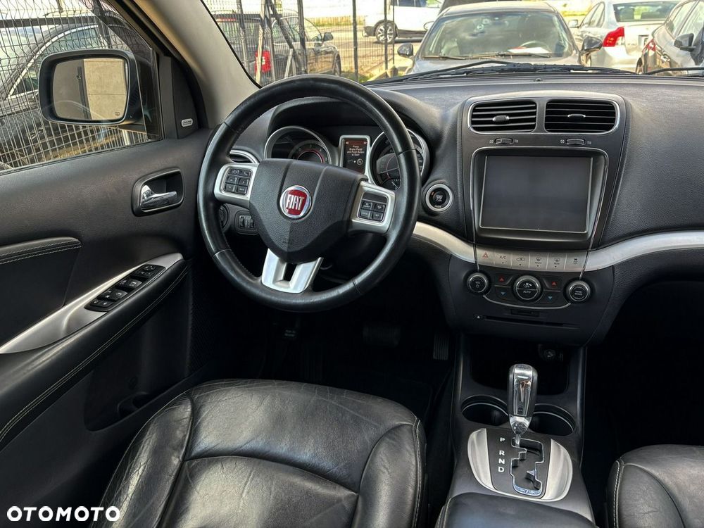 Fiat Freemont 2.0 Multijet Lounge AWD - 23