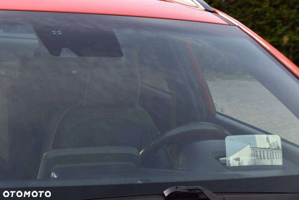 Hyundai Kona 1.6 T-GDI DCT 4WD Premium - 13