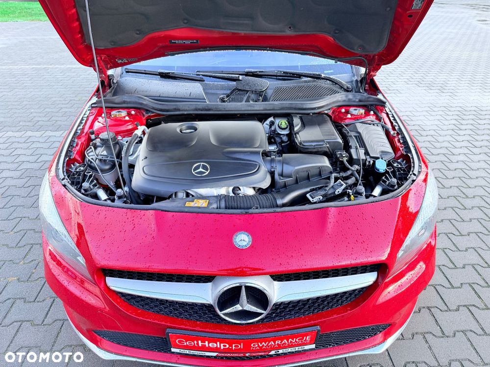 Mercedes-Benz CLA 250 4Matic 7G-DCT AMG Line - 3