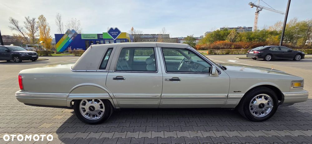 Lincoln Town Car 4.6 Signature - 2