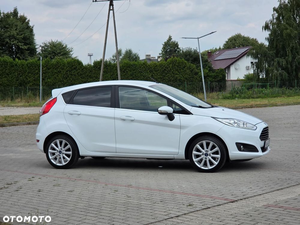 Ford Fiesta 1.0 EcoBoost Titanium - 4