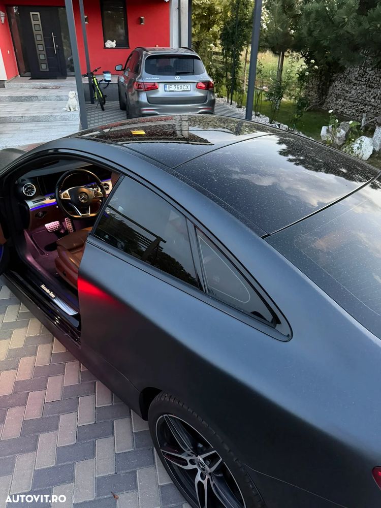 Mercedes-Benz E 400 4MATIC - 12