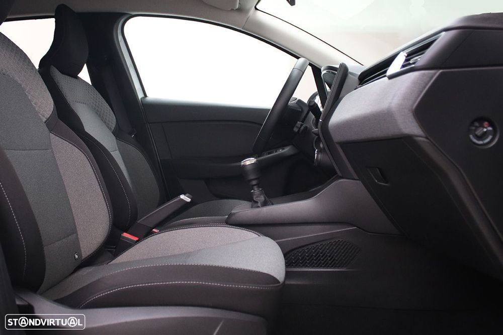 Renault Clio 1.0 TCe Evolution - 21