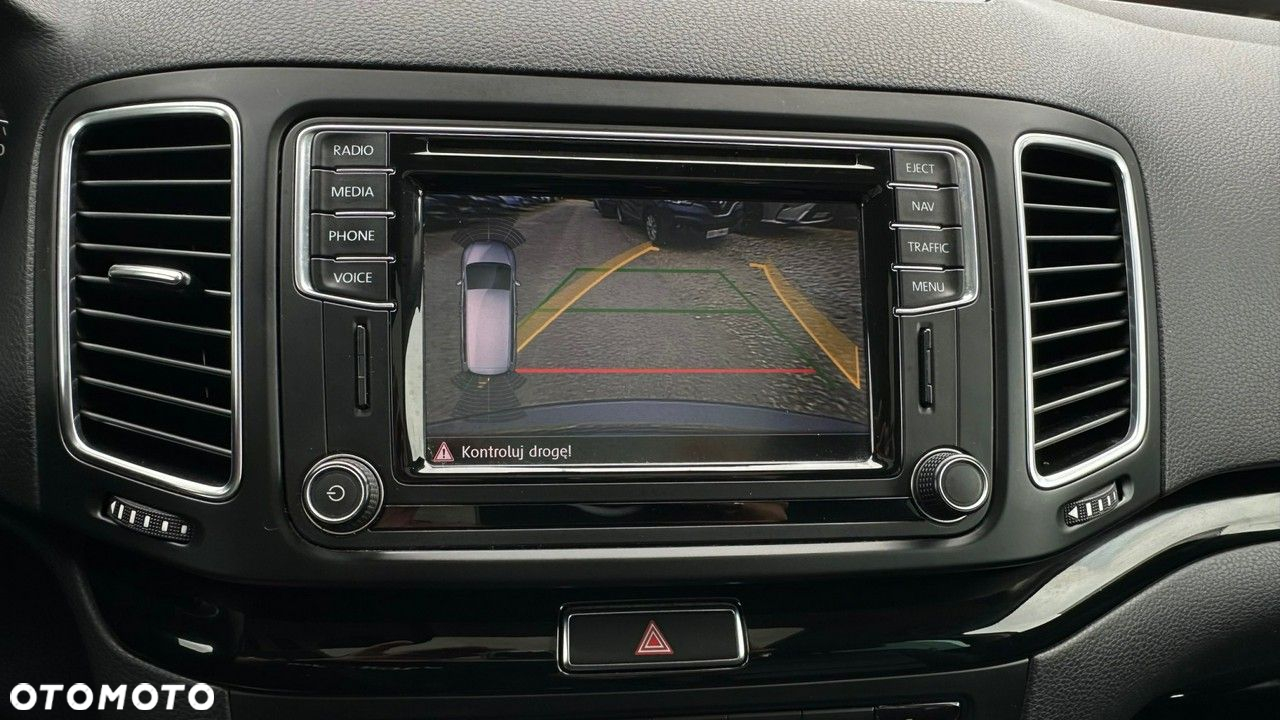 Volkswagen Sharan - 26