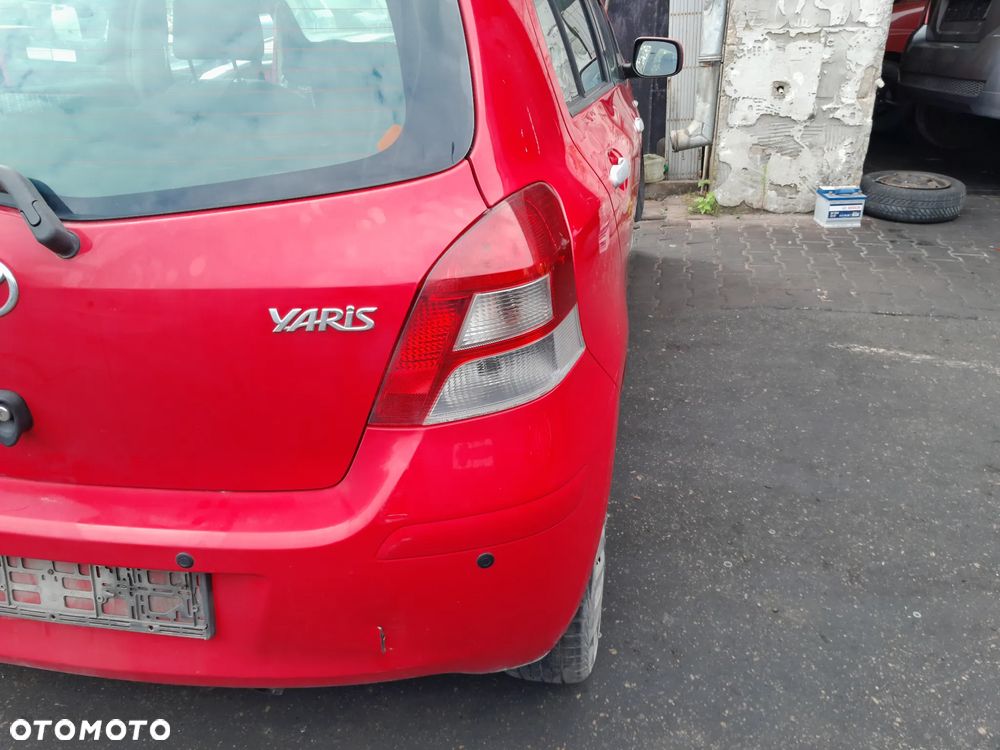 Lampa tylna prawa TOYOTA Yaris II lift 5D 09-11r. - 3