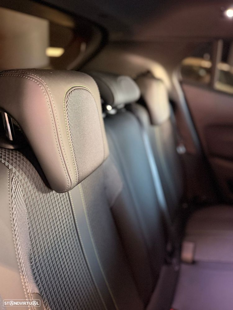 Peugeot 2008 1.2 PureTech GT Line - 46