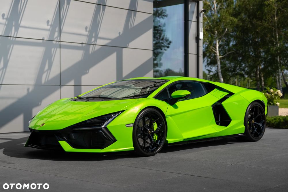 Lamborghini Revuelto - 2