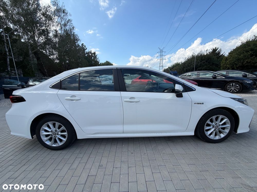 Toyota Corolla 1.8 Hybrid Comfort - 12