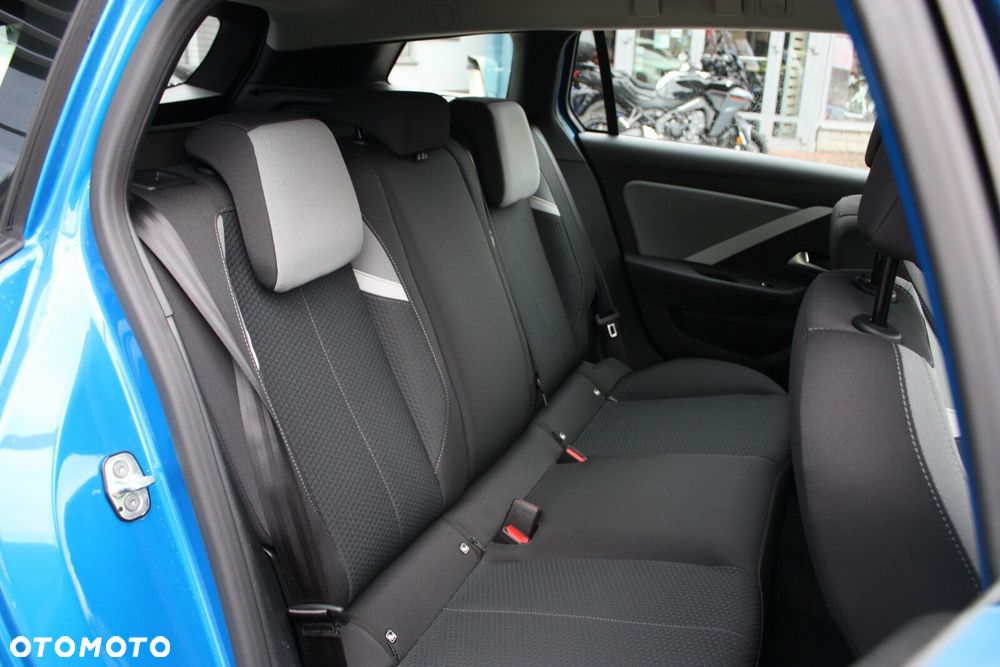 Opel Astra 1.2 T Edition S&S - 20