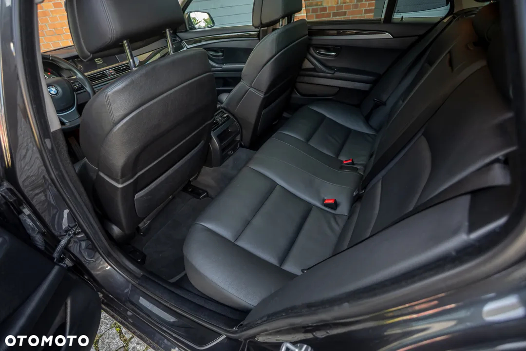 BMW Seria 5 530d xDrive - 19