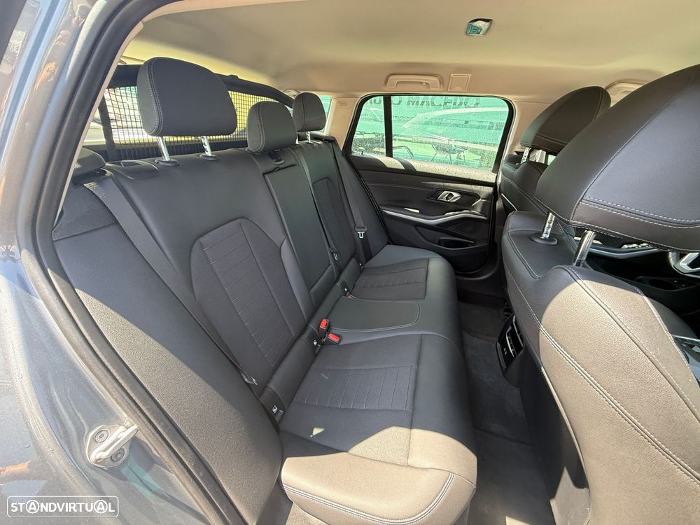 BMW 330 e Pack M Auto - 7