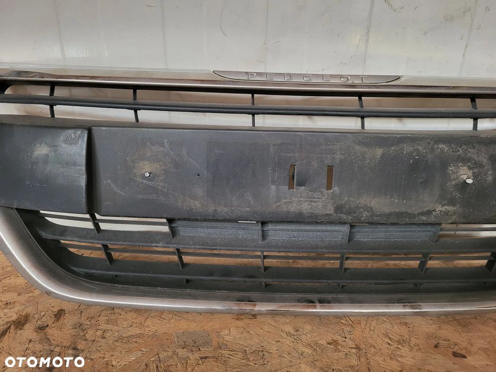Grill atrapa kratka zderzaka Peugeot 208 LIFT - 3