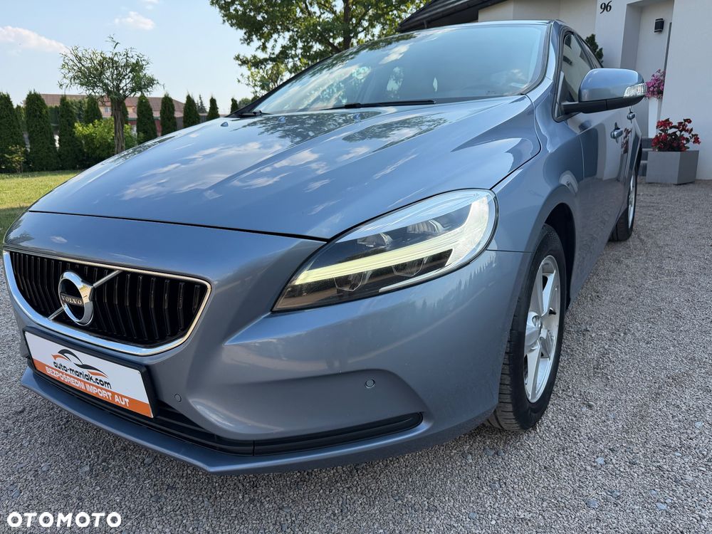 Volvo V40 D3 Momentum - 11