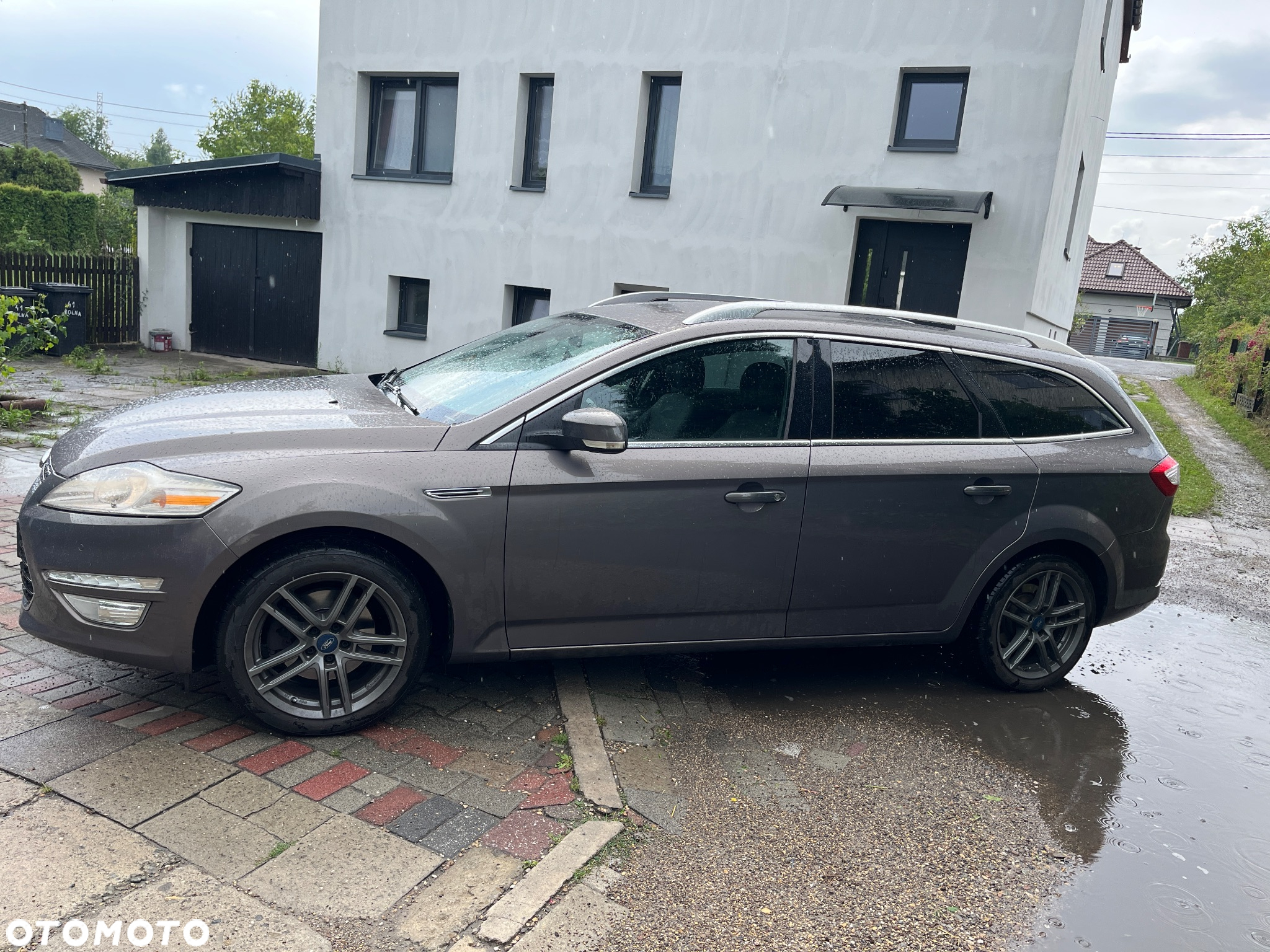 Ford Mondeo 1.6 T Ambiente - 2