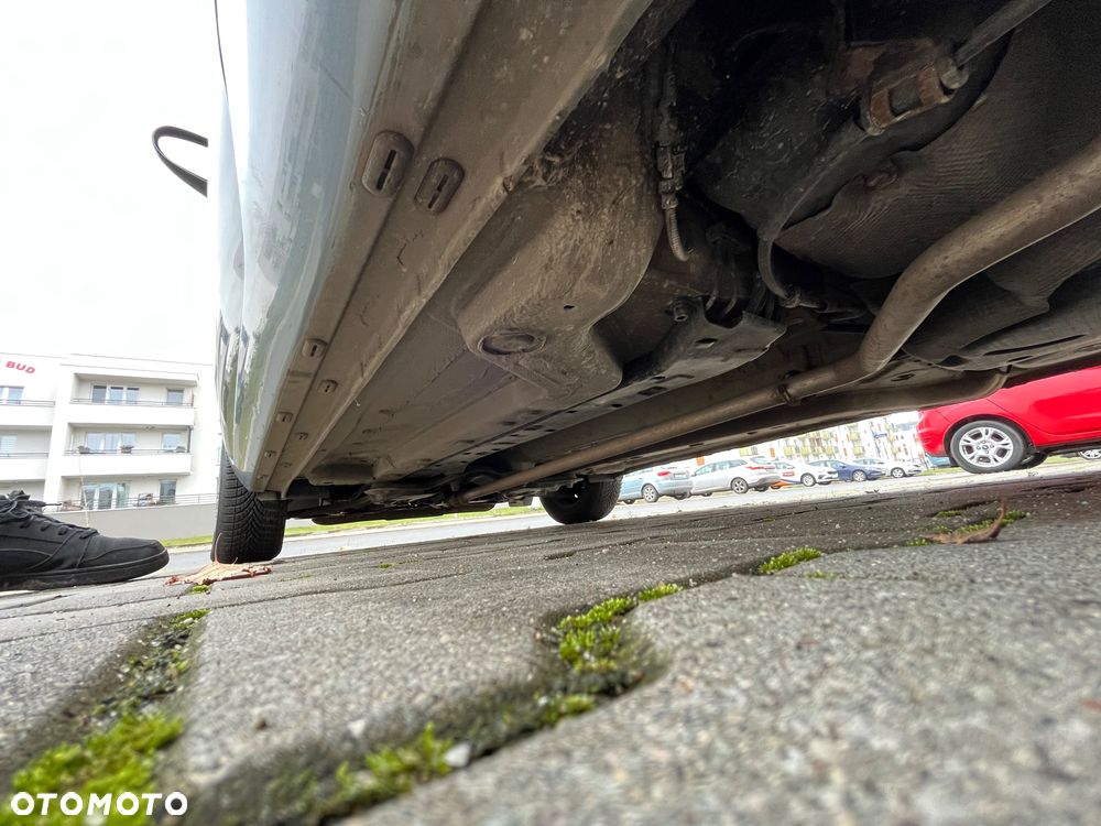 Ford KA 1.2 Grand Prix EU5 - 12