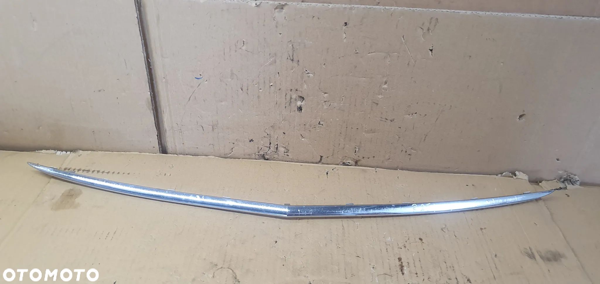 Listwa chrom Grilla atrapy Mercedes R-Klasa W251 A2518880685 - 1