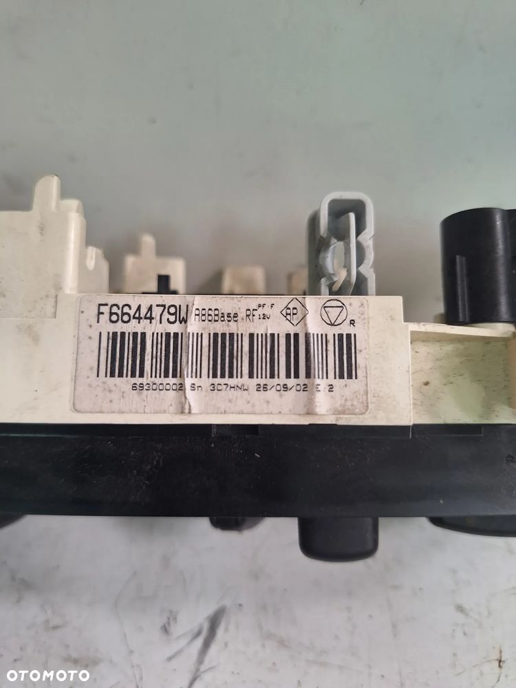 panel sterowania  nawiewem klimatyzacji  F664479W CITROEN C2 03   (75/9) - 4