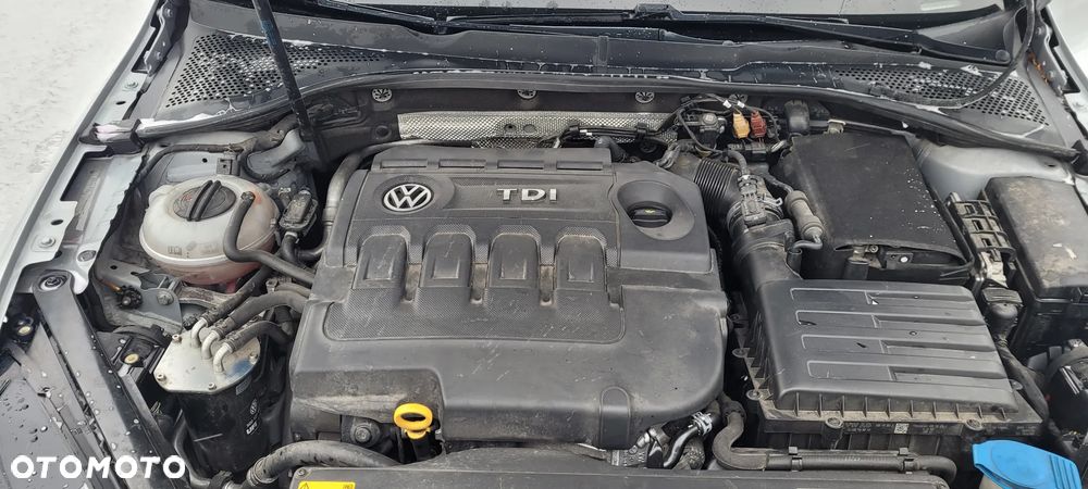 Volkswagen Golf 1.6 TDI 4Motion BlueMotion Technology Cup - 14