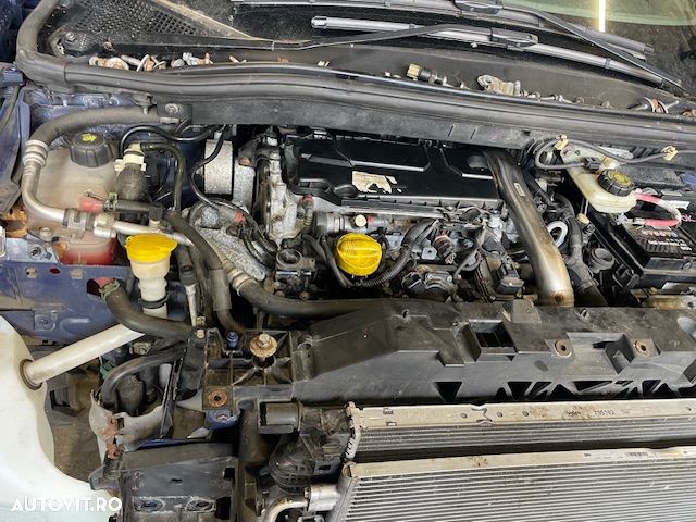 Motor Renault 2.0 DCI Euro 5 M9R  Injectie Bosch  Nissan Qashqai  Opel Vivaro  Renault Trafic  Opel Vivaro B - 1