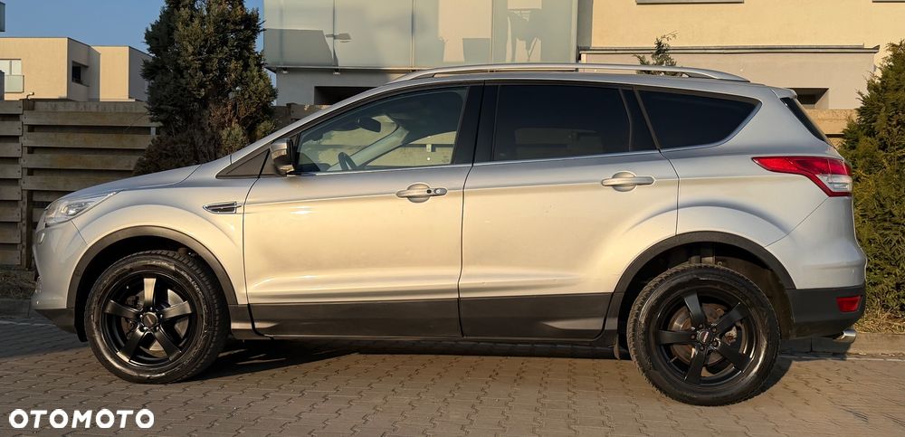 Ford Kuga 2.0 TDCi 4x4 Titanium - 15