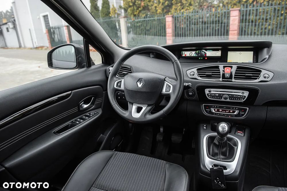 Renault Scenic - 23