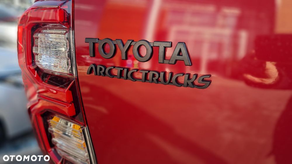 Toyota Hilux - 15