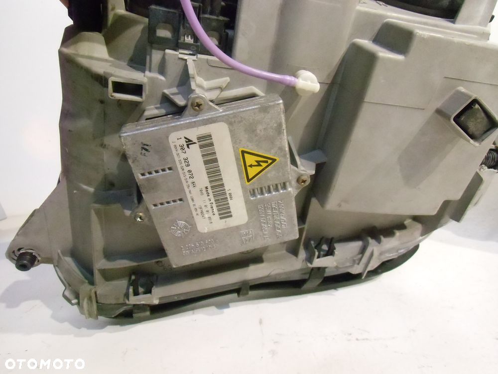 LAMPA LAMPY REFLEKTOR XENON MERCEDES W203 00 - 04'' KOMPLET - 5