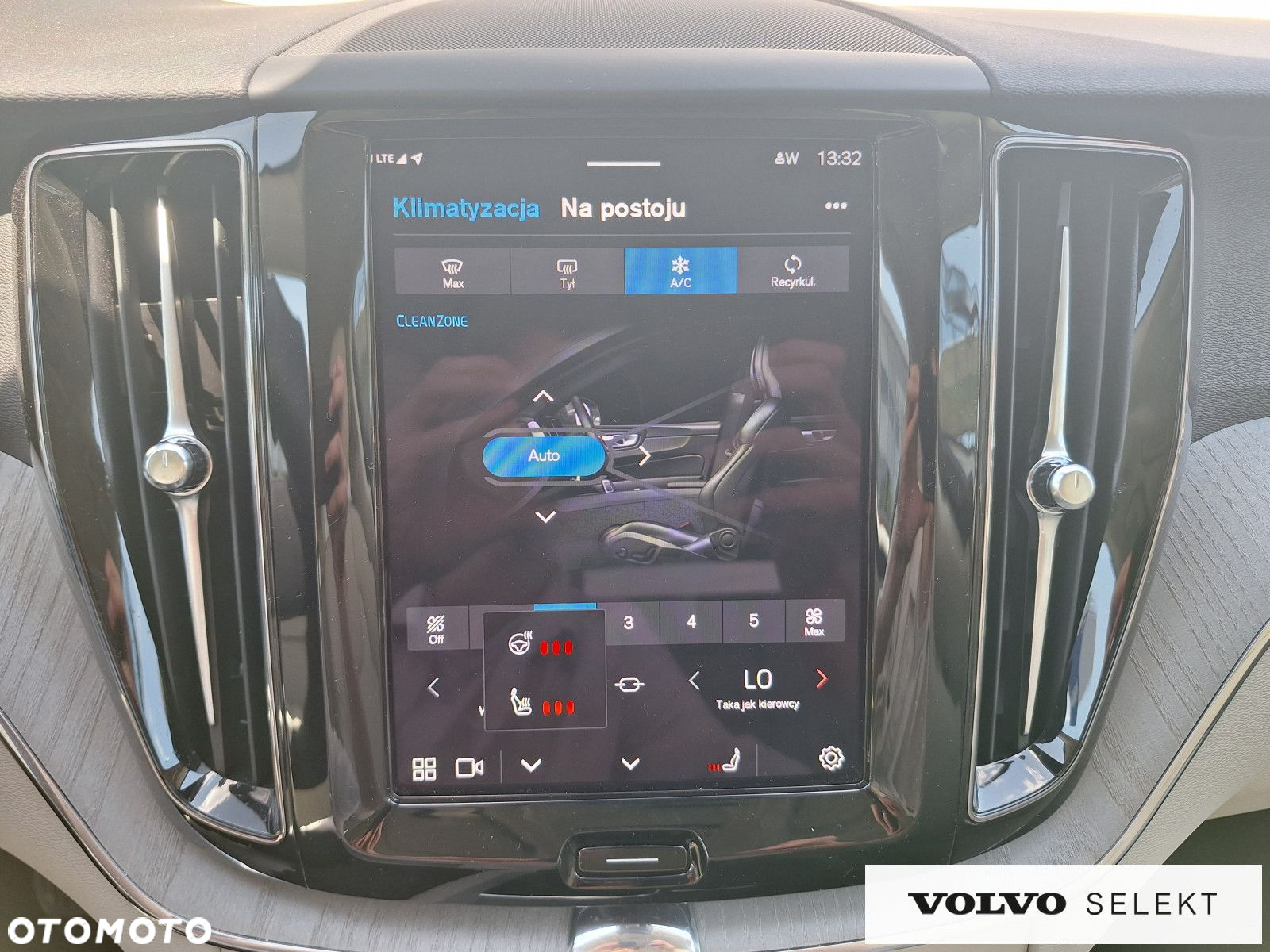 Volvo XC 60 - 21