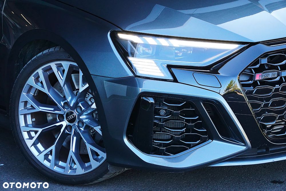 Audi RS3 Sportback TFSI Quattro S tronic - 9