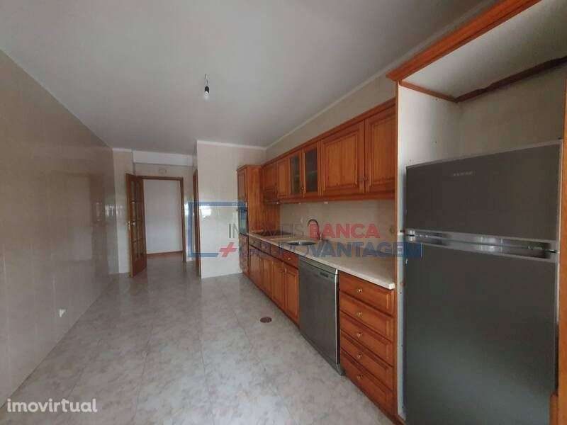 Apartamento T3 em Canelas Arrendado - Grande imagem: 4/12
